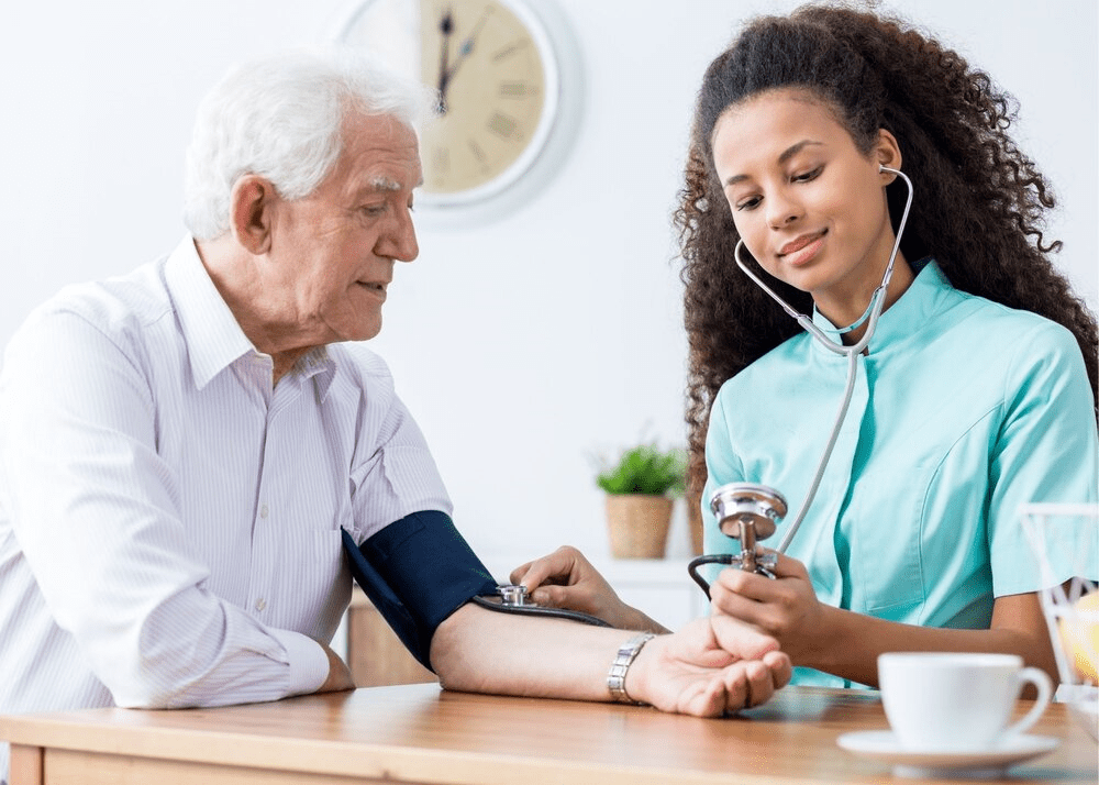 مراقبت از بیماران سالمند با فشار خون بالا