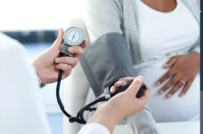  راه‌های درمان فشار خون بالا در بارداری